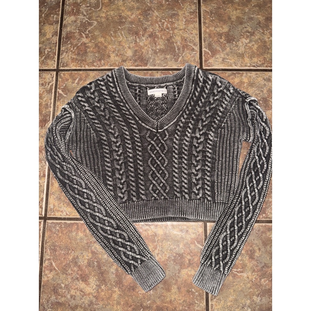 Aeropostale Womens XS Gray Acid Wash Cable Knit Cropped V-Neck Sweater Pullover
